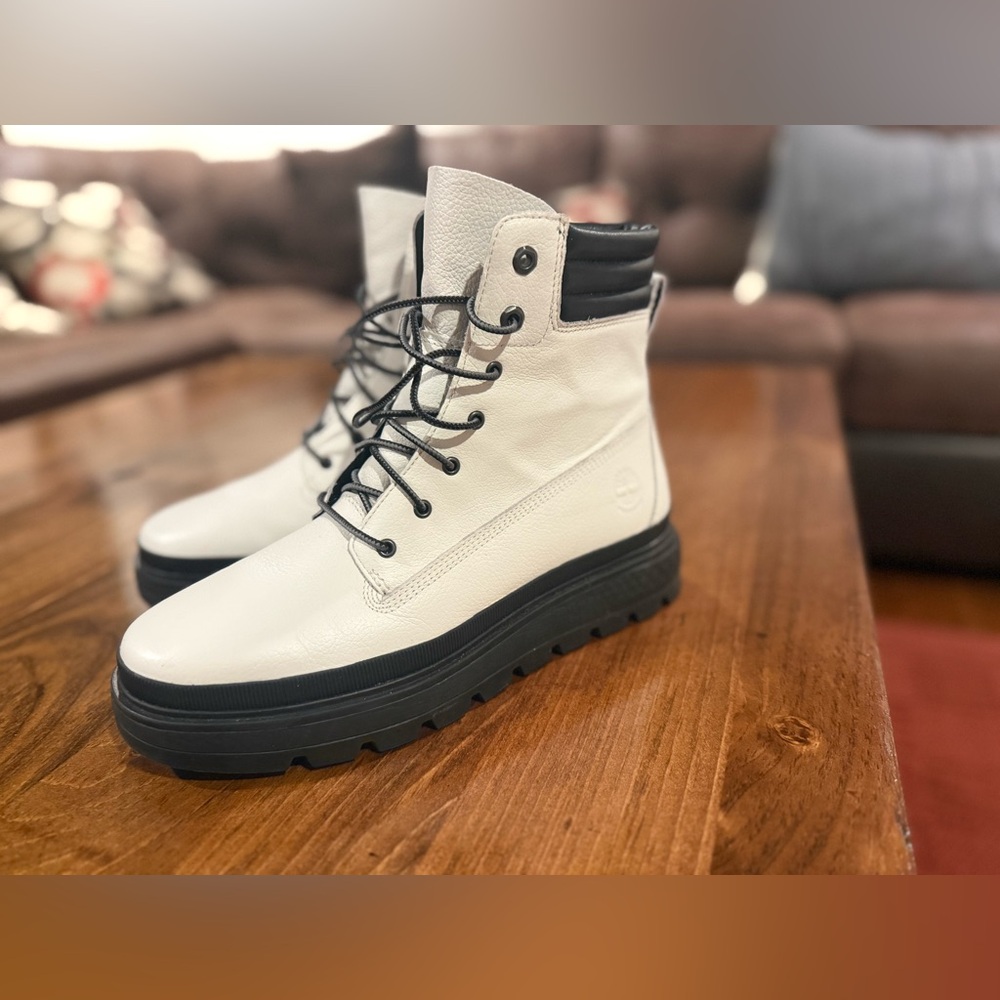 Timberland Waterproof Boots nwot